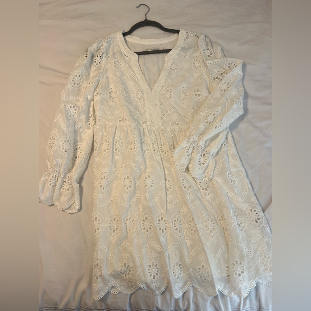 Size S white long-sleeve eyelet dress